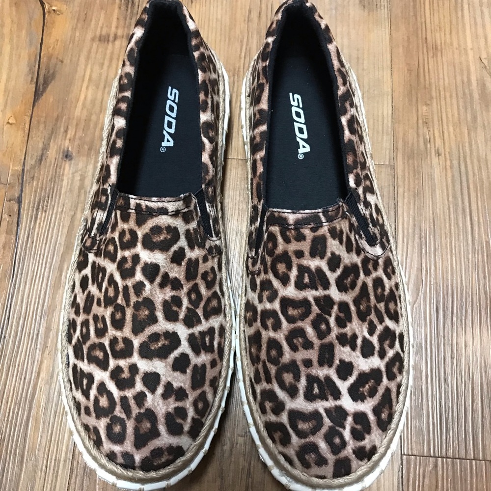 Leopard shoes